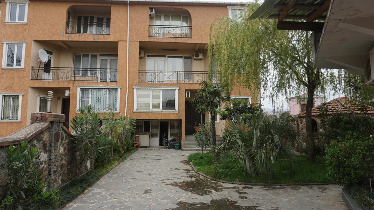 Adlia House- Ardaidardo Hotel Batumi Exterior foto